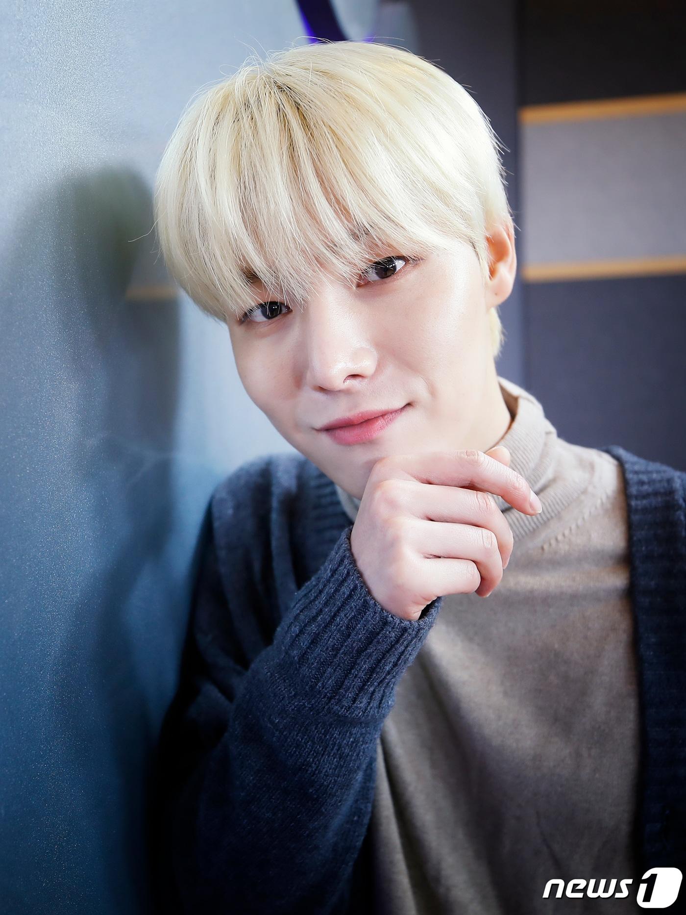 본문 이미지 - 보이밴드 원위(ONEWE)의 용훈 ⓒ News1 권현진 기자