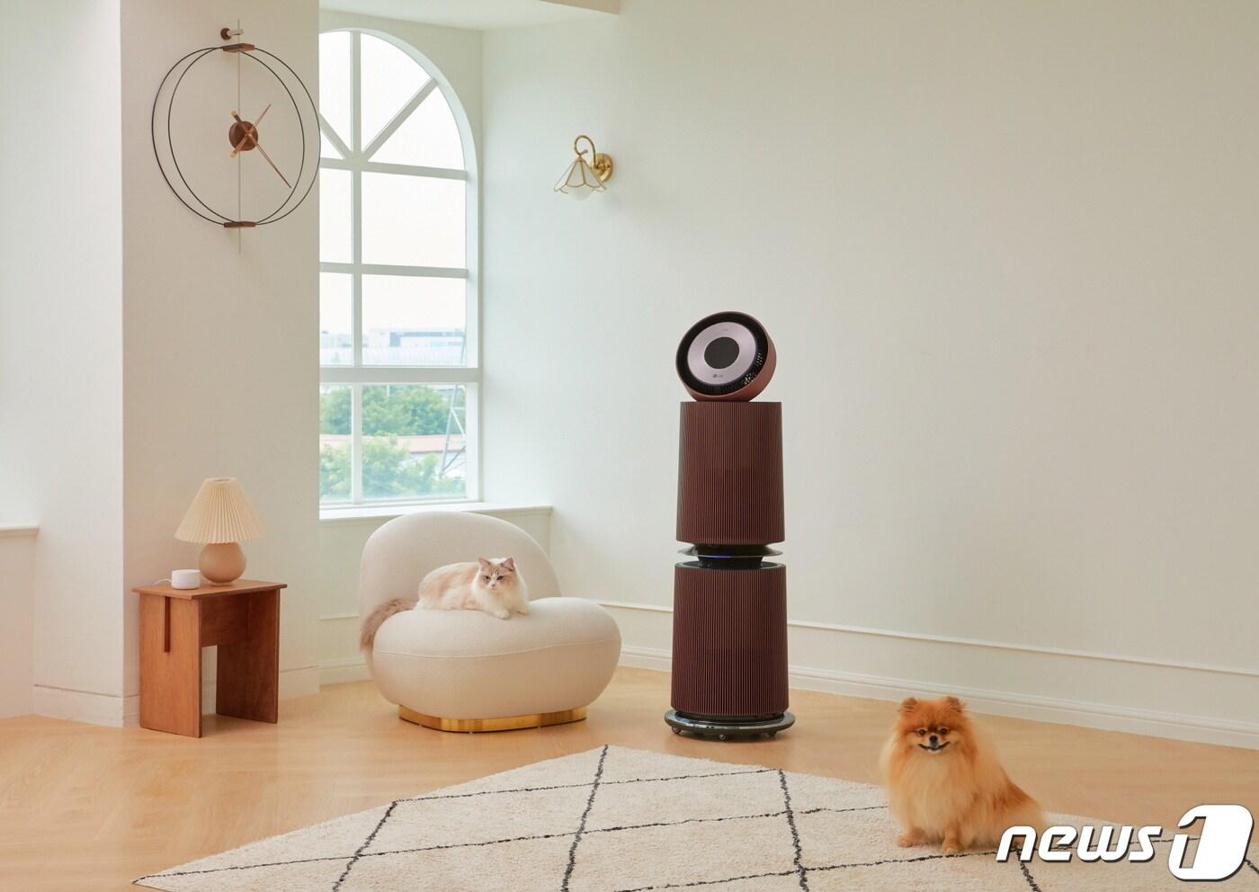 본문 이미지 - LG 퓨리케어 360˚ 공기청정기 펫 알파 오브제컬렉션 ⓒ 뉴스1