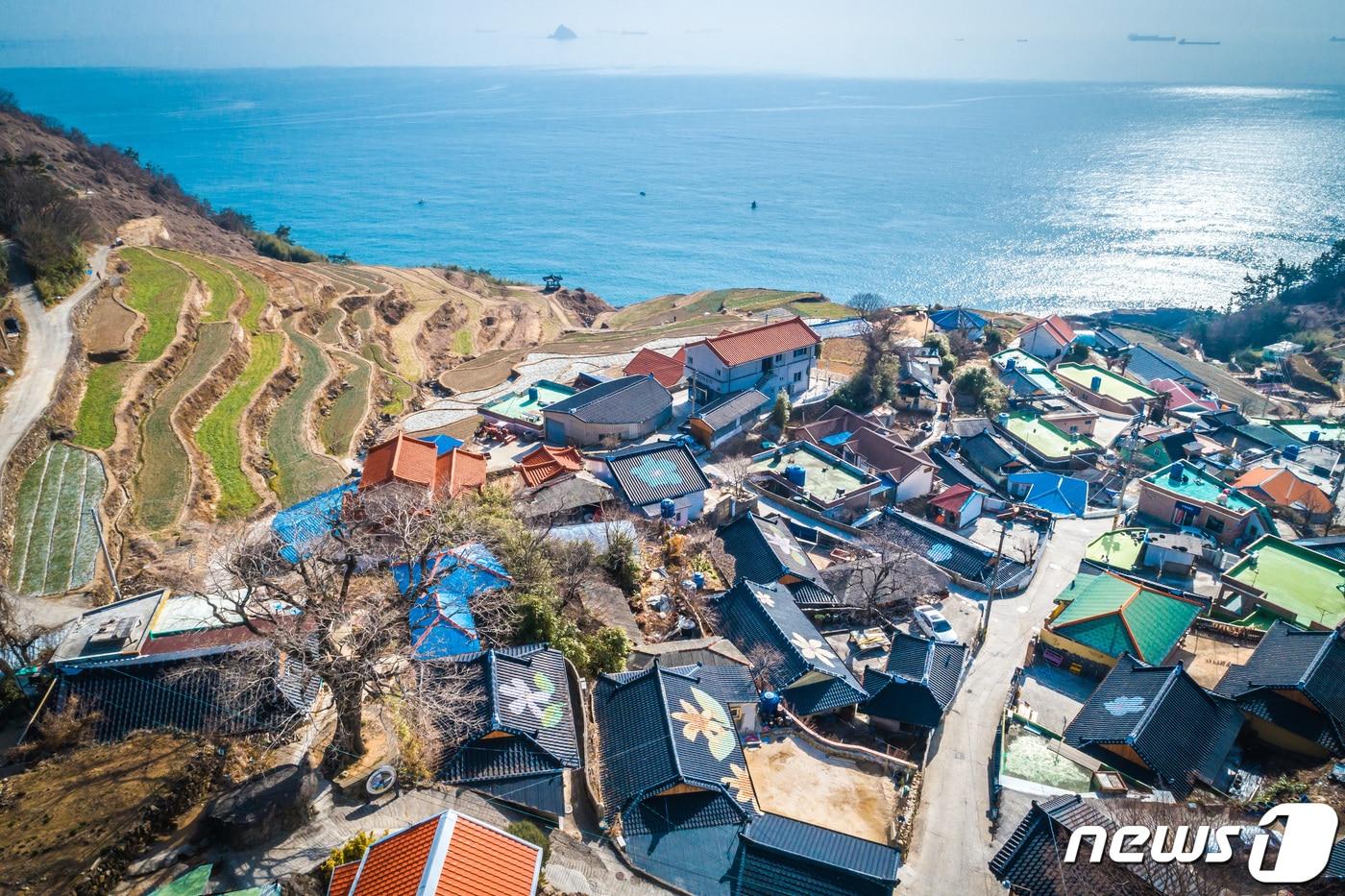 본문 이미지 - 남해군 다랭이마을(남해군청 제공). ⓒ 뉴스1