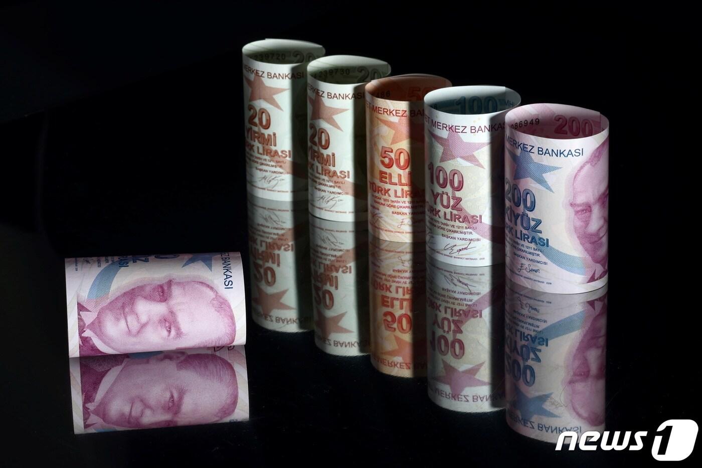 터키증시 8.5% 추락…서킷브레이커 1시간 동안 2번 발동 - 뉴스1