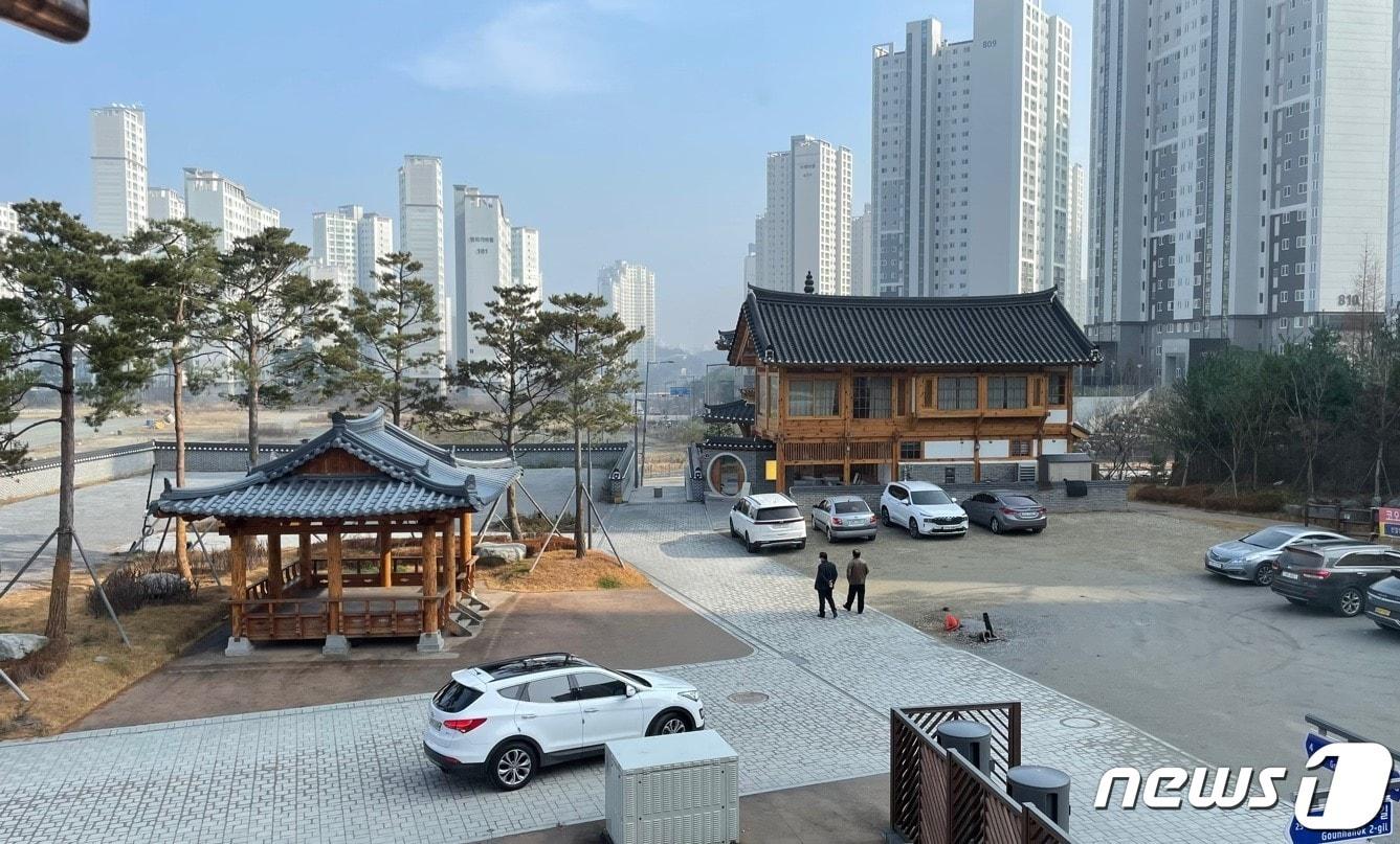 본문 이미지 - 세종시 고운동 한옥마을 조성현장 전경 ⓒ 뉴스1