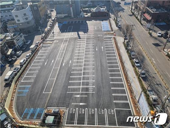 본문 이미지 - 인천 벽돌막 공영주차장.(인천시 제공)ⓒ 뉴스1