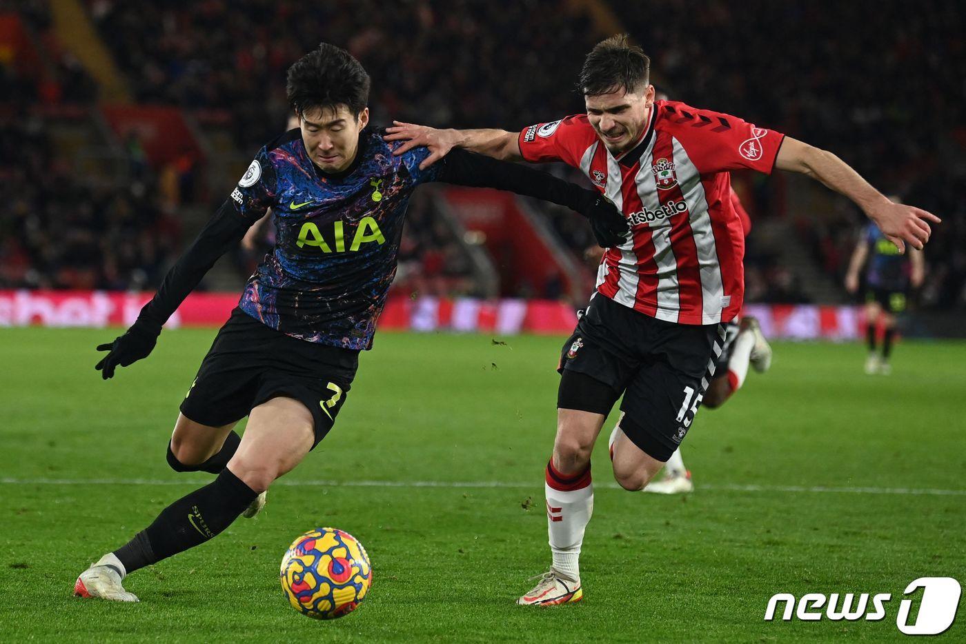 토트넘 홋스퍼 손흥민(왼쪽) ⓒ AFP=뉴스1