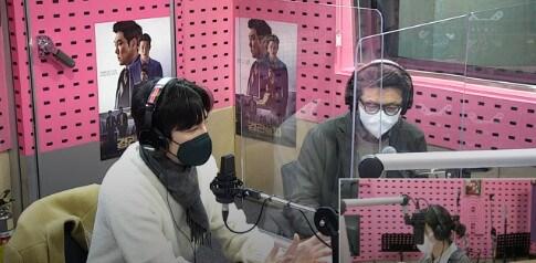 본문 이미지 - SBS 파워FM '박하선의 씨네타운' 보이는 라디오 화면 갈무리 ⓒ 뉴스1