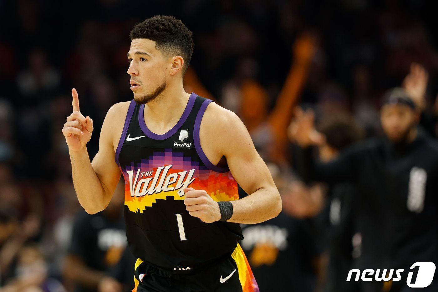 본문 이미지 - 피닉스 선즈 데빈 부커. ⓒ AFP=뉴스1