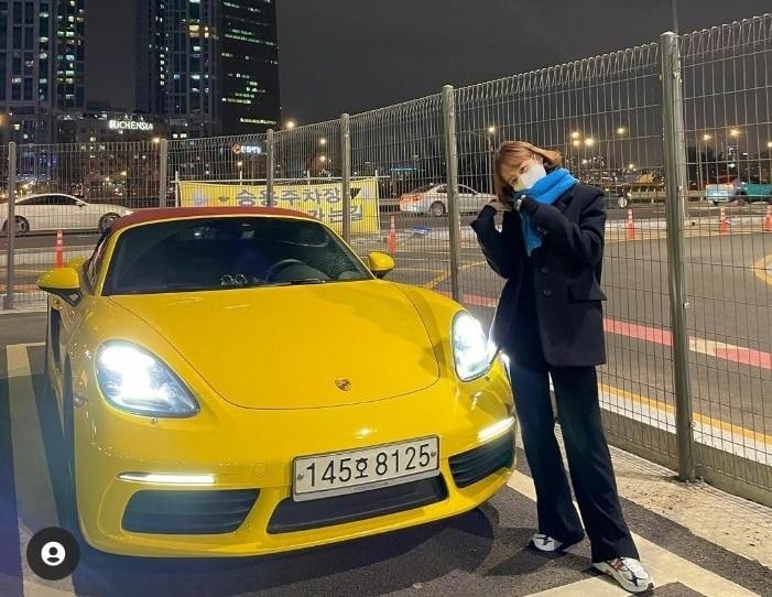 본문 이미지 - 아나운서 윤태진 인스타그램 갈무리 ⓒ 뉴스1