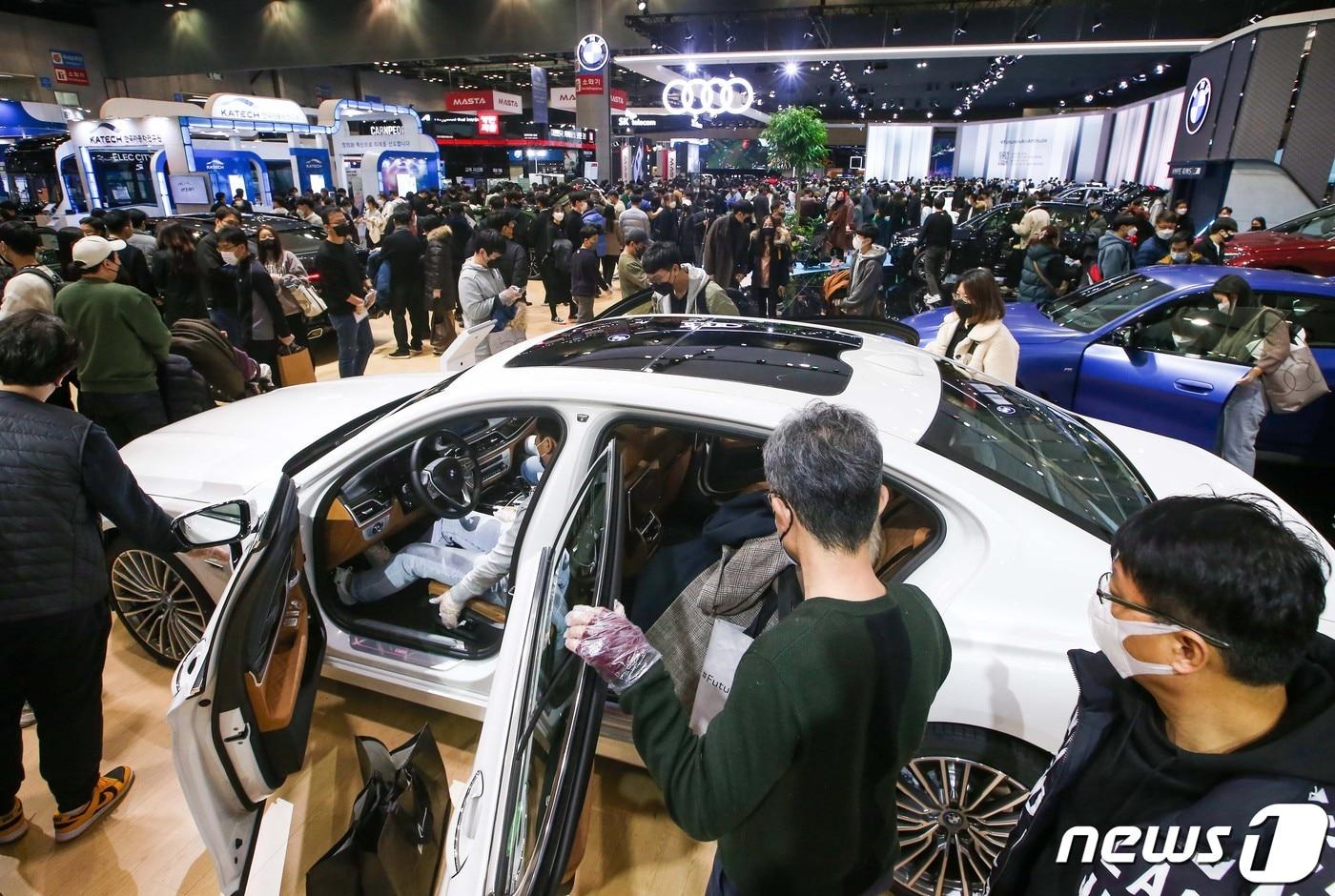 본문 이미지 - 2021 서울모빌리티쇼(사진제공=한국자동차산업협회) ⓒ 뉴스1