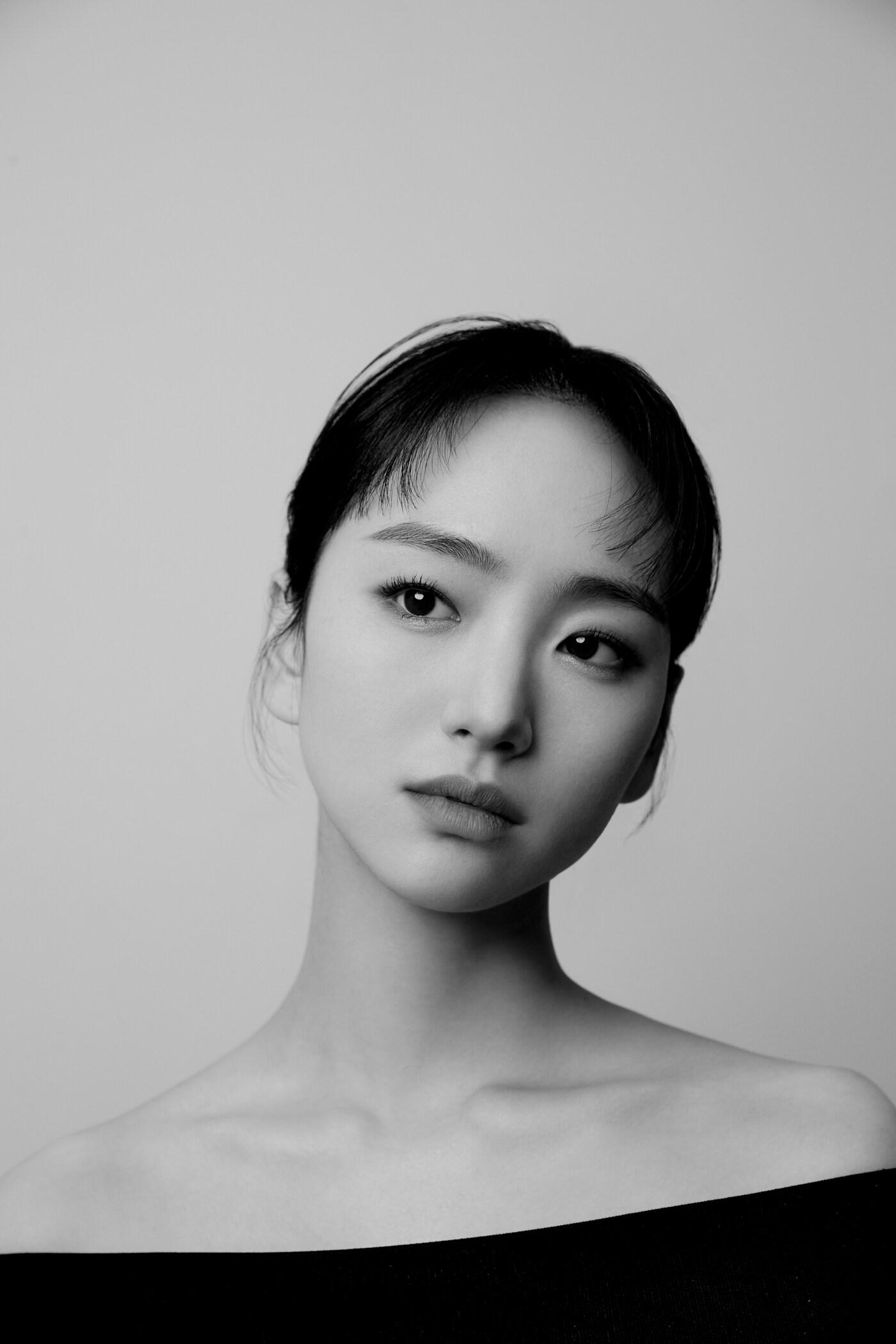 본문 이미지 - 배우 원진아/ 사진제공=유본컴퍼니 ⓒ 뉴스1