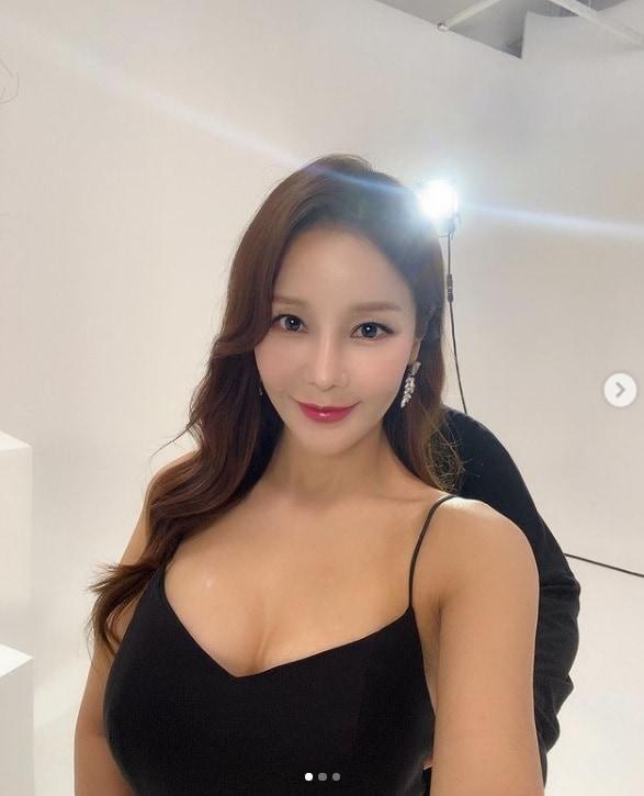 본문 이미지 - 가수 미나 인스타그램 갈무리 ⓒ 뉴스1