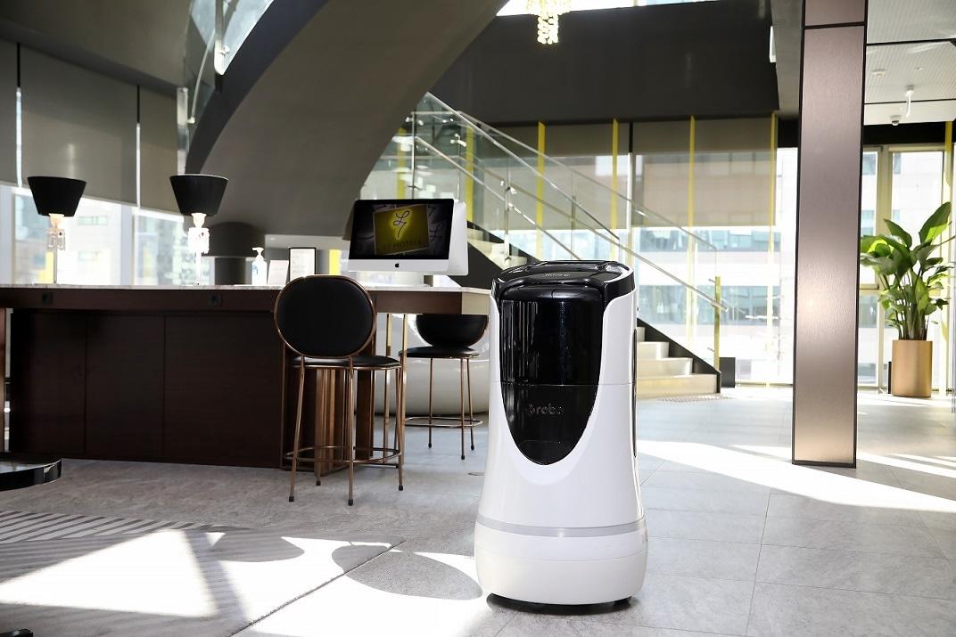 본문 이미지 - L7강남 딜리버리 로봇ⓒ 뉴스1