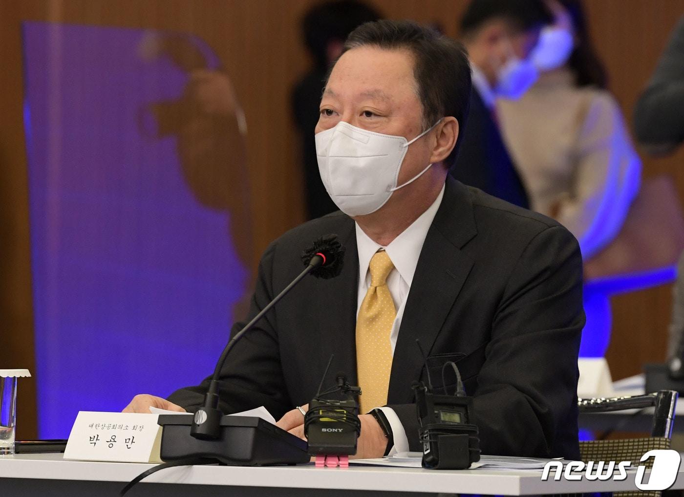 본문 이미지 - 박용만 전 두산그룹 회장 /뉴스1 ⓒ News1 오대일 기자