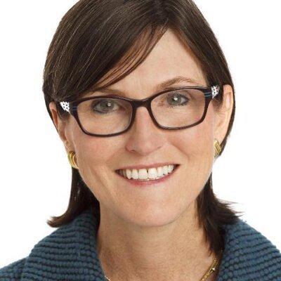 본문 이미지 - 캐시 우드 트위터 프로필 사진ⓒ 출처-트위터