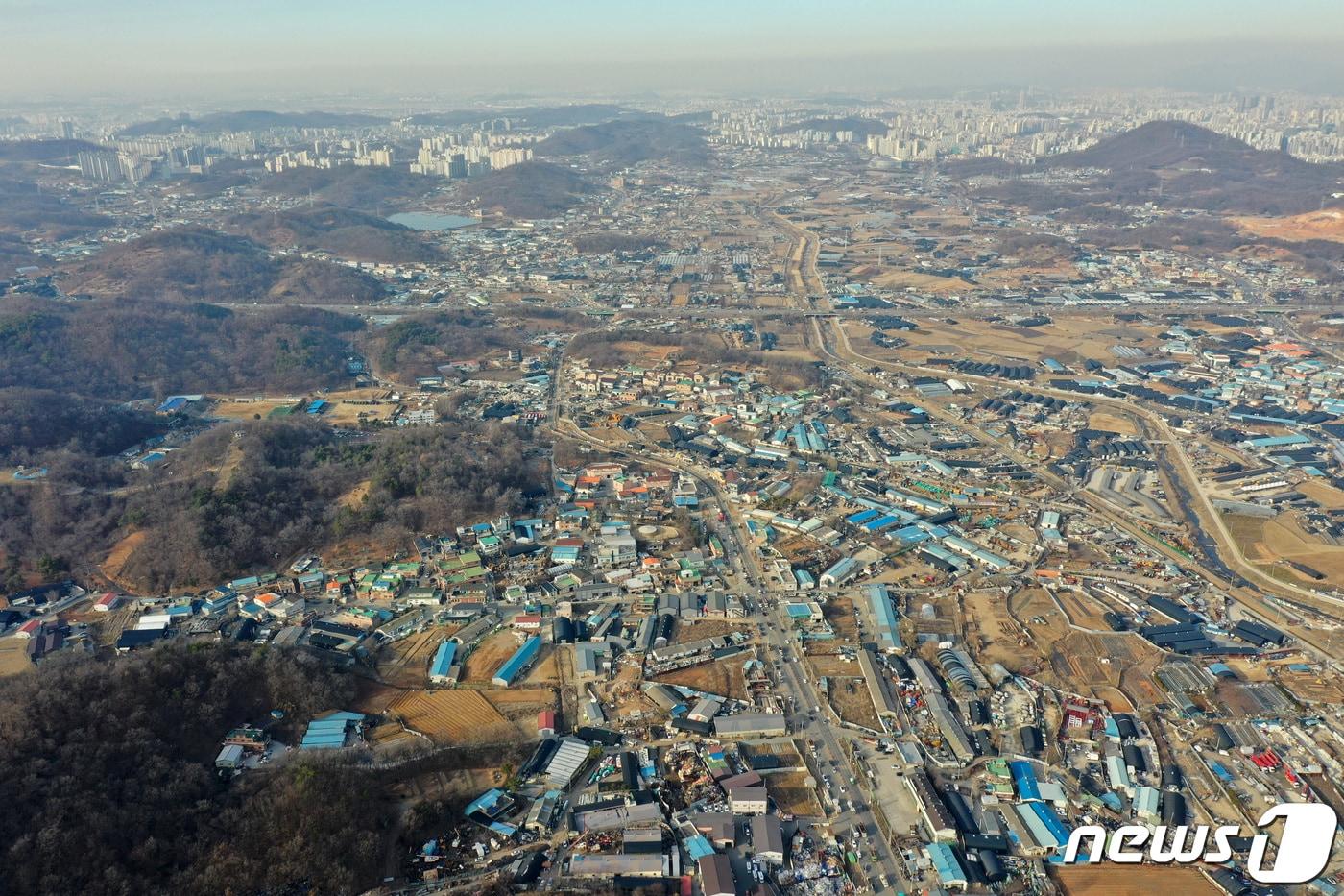 본문 이미지 - 신규 택지로 지정된 경기도 시흥시, 광명시 일대의 모습. 2021.2.24/뉴스1 ⓒ News1 조태형 기자