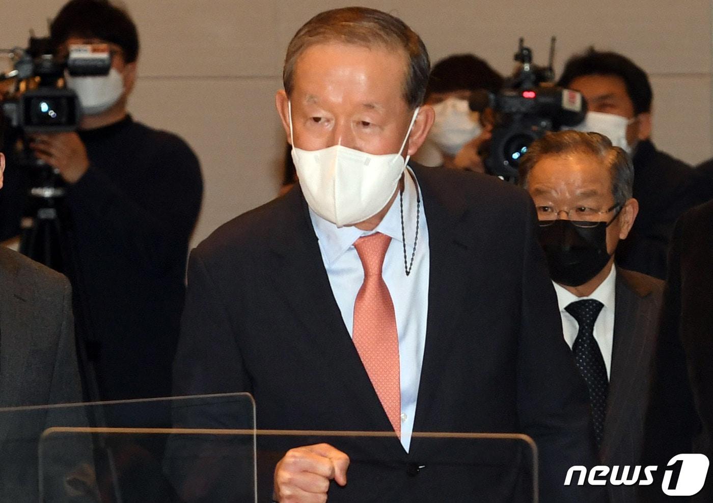 본문 이미지 - 허창수 전국경제인연합회 회장. 2021.2.26/뉴스1 ⓒ News1 신웅수 기자