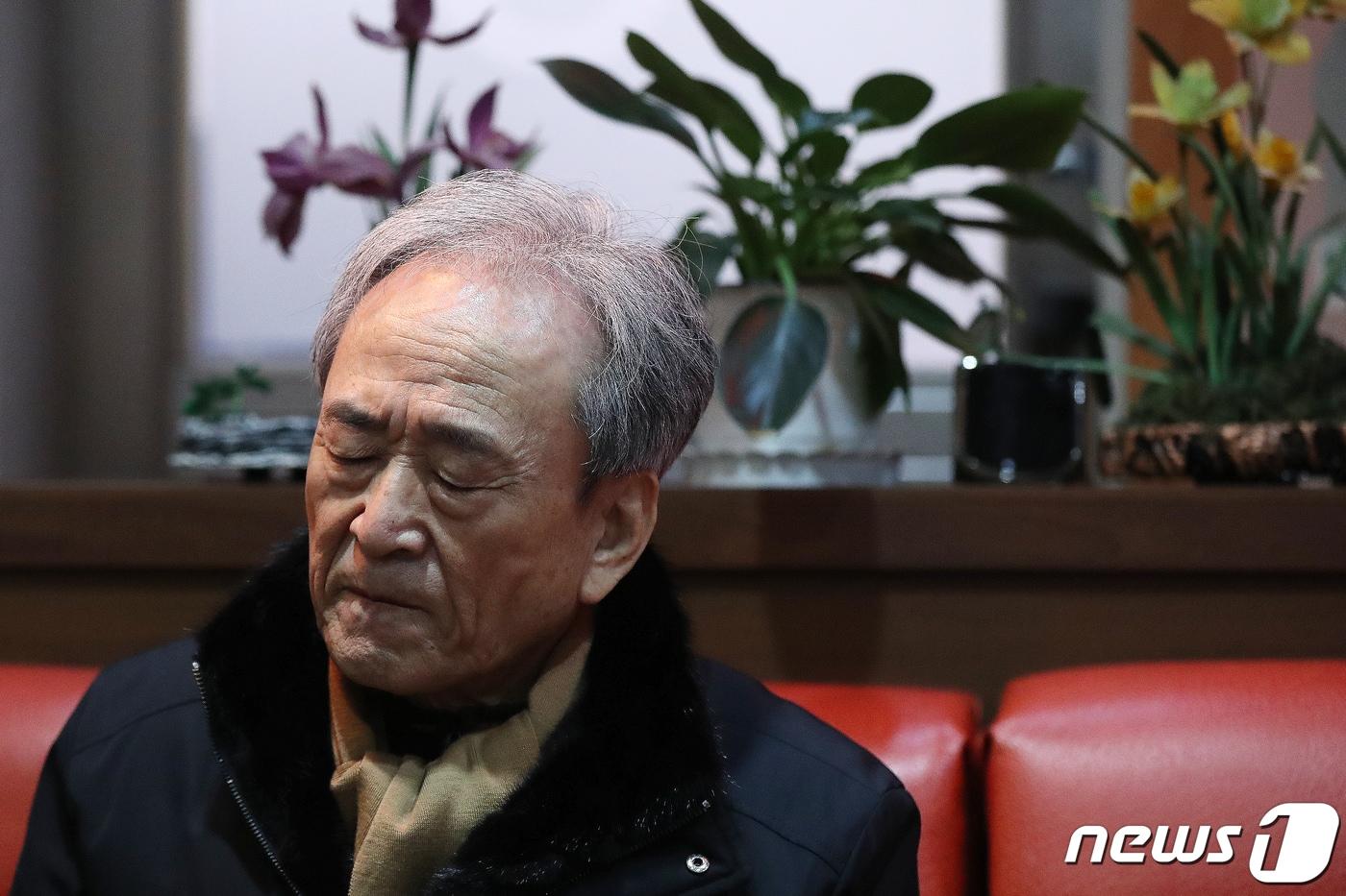 서종호 거창양민학살유족회 서울지회장이 4일 서울 동대문구의 한 커피숍에서 뉴스1과 인터뷰를 하고 있다. 2021.2.4/뉴스1 ⓒ News1 민경석 기자