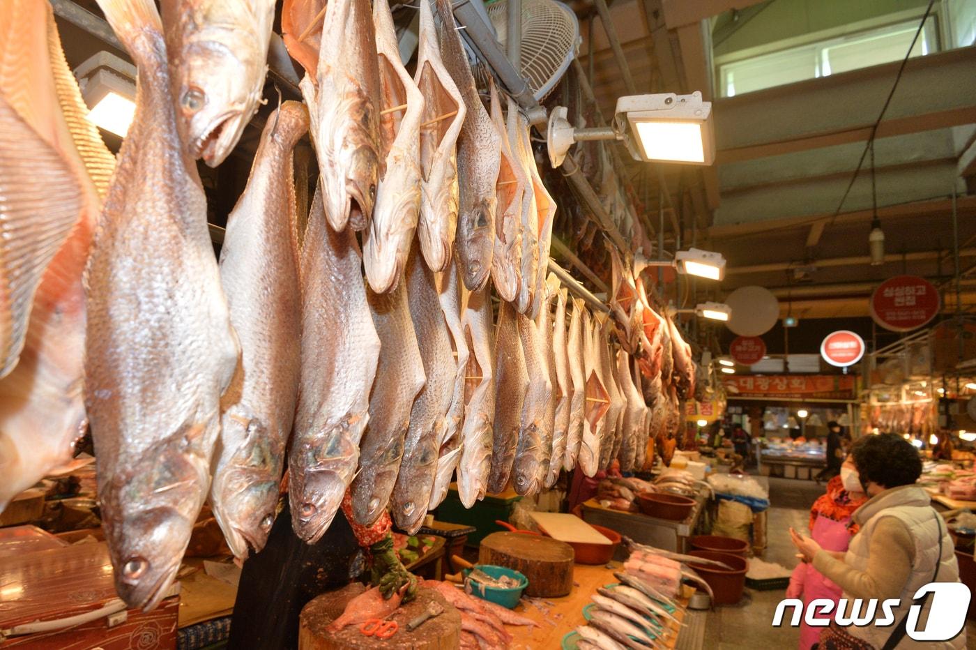 사진은 경북의 한 어시장으로 기사와 무관. ⓒ News1 최창호 기자