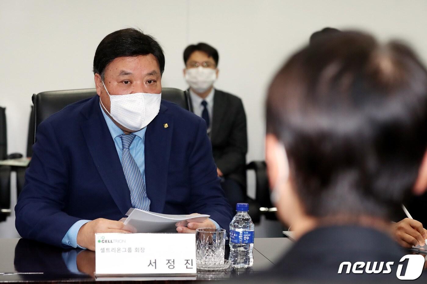 본문 이미지 - 서정진 셀트리온그룹 회장. 2021.2.8/뉴스1 ⓒ News1 사진공동취재단