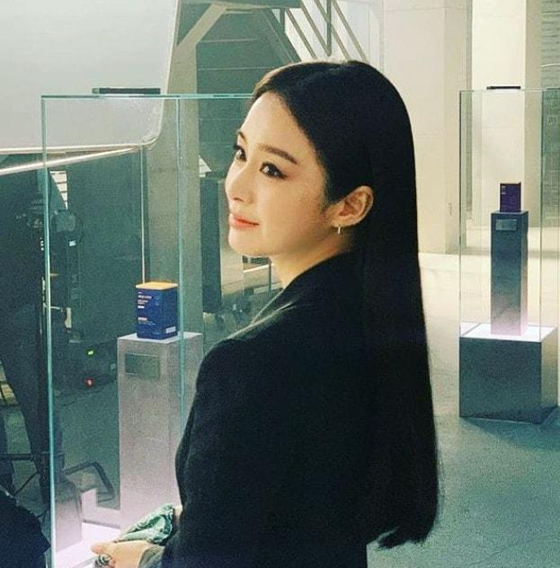 본문 이미지 - 배우 김태희/ 사진=김태희 인스타그램 ⓒ 뉴스1