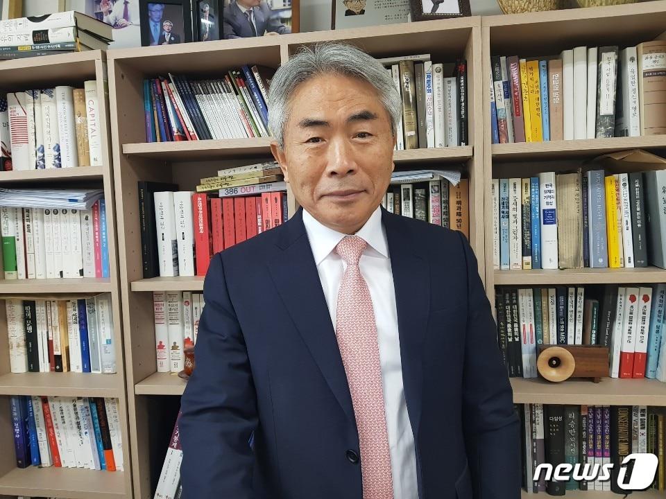 본문 이미지 - 정규재 무소속 부산시장 예비후보. ⓒ 뉴스1