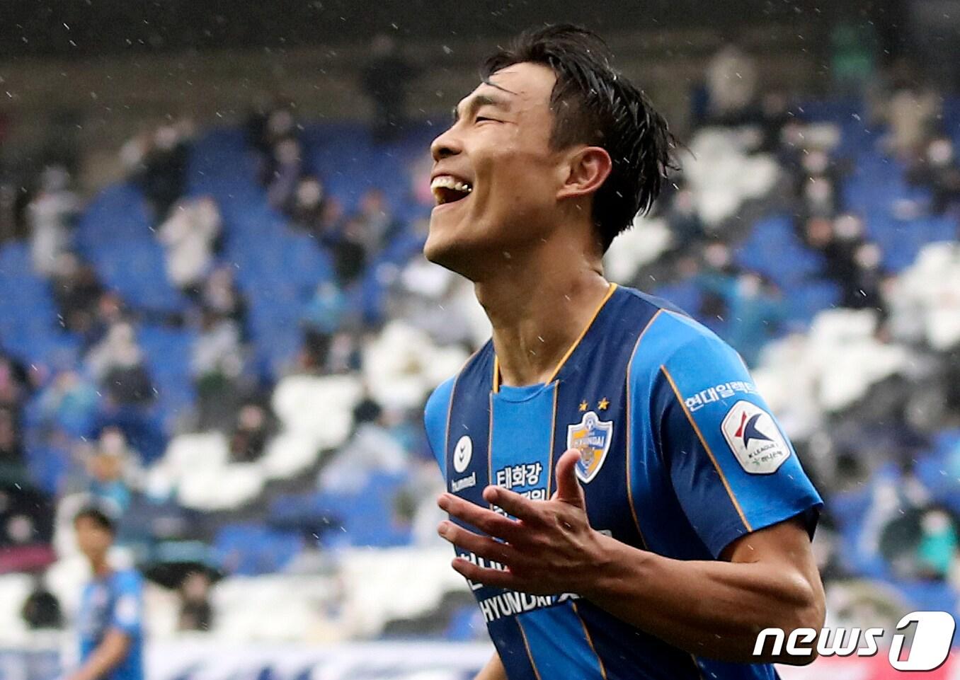 본문 이미지 - 울산 HD를 떠나 MLS 시애틀 사운더스로 이적한 김기희. /뉴스1 DB ⓒ News1 윤일지 기자