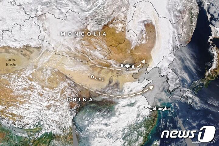 본문 이미지 - 미국 항공우주국(NASA)이 지난 15일 촬영한 아쿠아 위성 사진. ⓒ 뉴스1