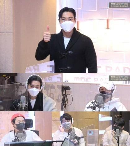 본문 이미지 - MBC FM4U '정오의 희망곡 김신영입니다' 보이는 라디오 캡처 ⓒ 뉴스1