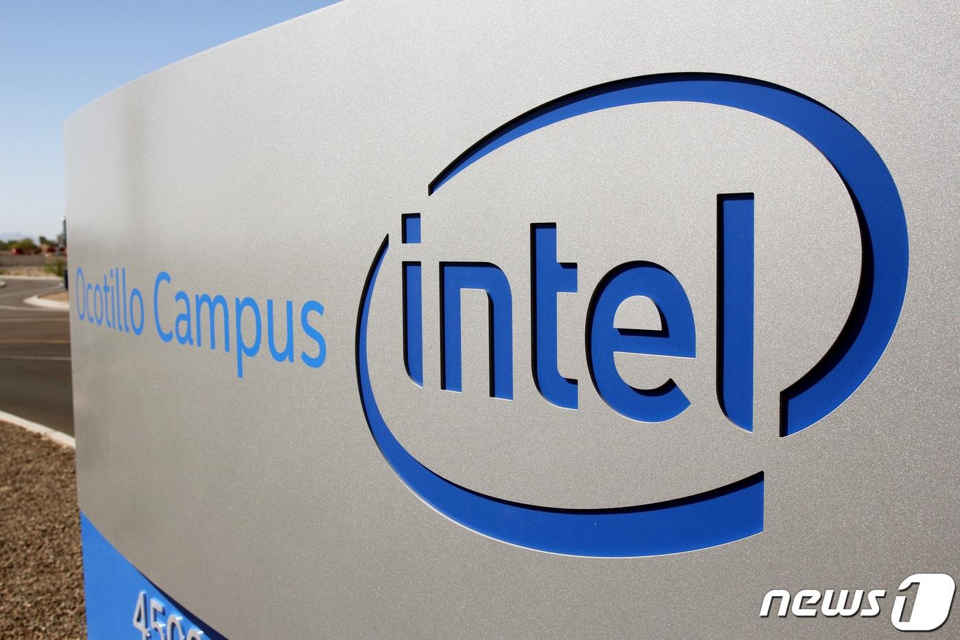인텔 시간외 주가 10% 가까이 폭락…파운드리 투자비용 - 뉴스1