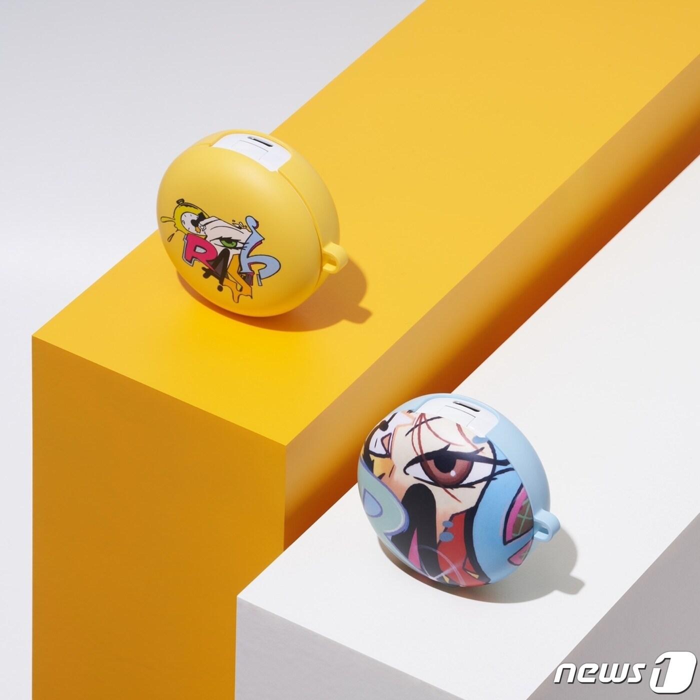 본문 이미지 - LG전자가 스트리트 아트를 담은 무선이어폰 'LG톤프리' 케이스 4종을 선보였다. ⓒ 뉴스1