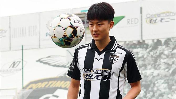 본문 이미지 - 포르티모넨스로 이적한 이승우가 아직 출전 기회를 잡지 못하고 있다(아볼라 제공)ⓒ 뉴스1