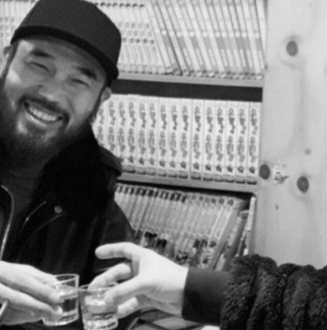 본문 이미지 - 그룹 '45RPM'의 멤버이자 'DJ DOC' 이하늘의 동생 고(故) 이현배씨.ⓒ 뉴스1