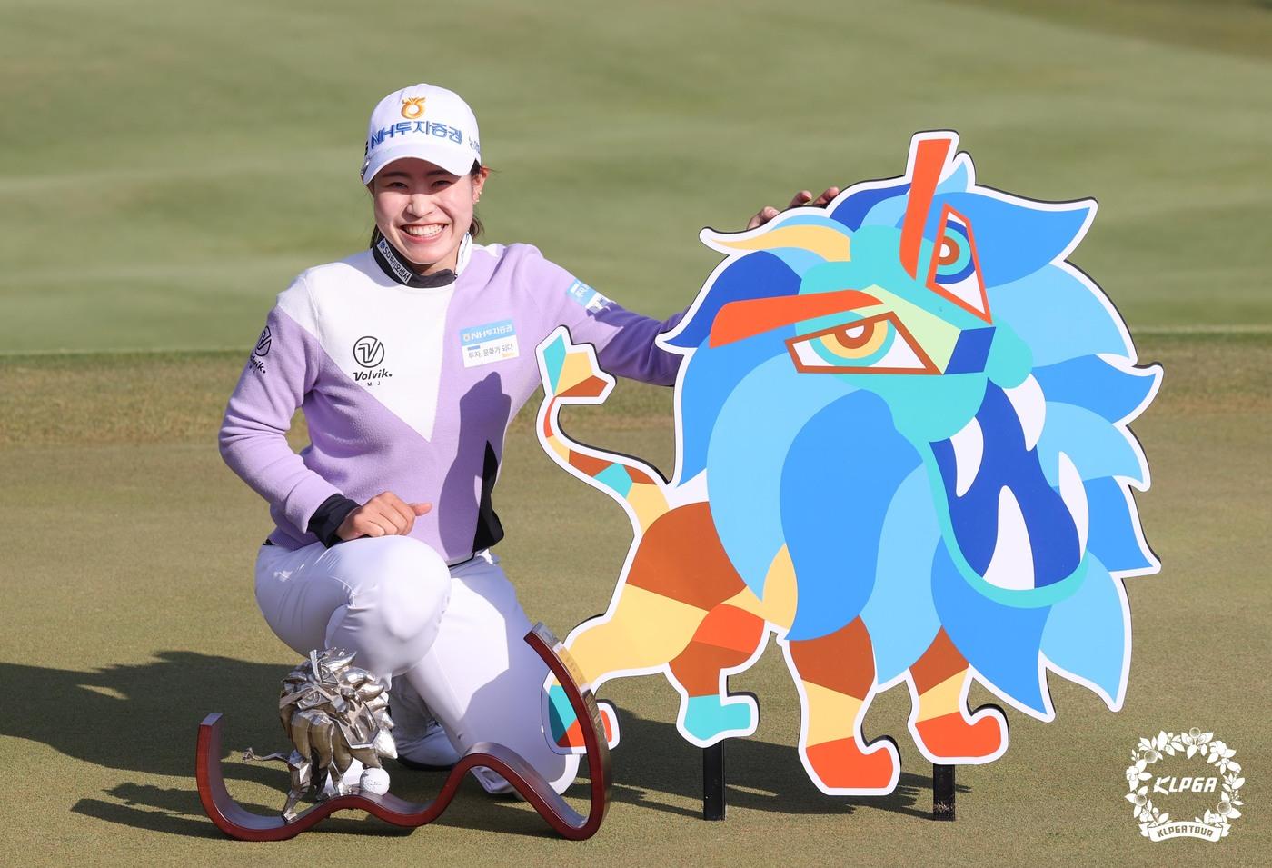 본문 이미지 - 한국여자프로골프(KLPGA) 투어 두 번째 대회인 넥센‧세인트나인 마스터즈에서 우승을 차지한 박민지(KLPGA 제공) ⓒ 뉴스1