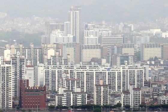 본문 이미지 - 서울 시내 아파트 단지 모습 / 뉴스1 ⓒ News1 