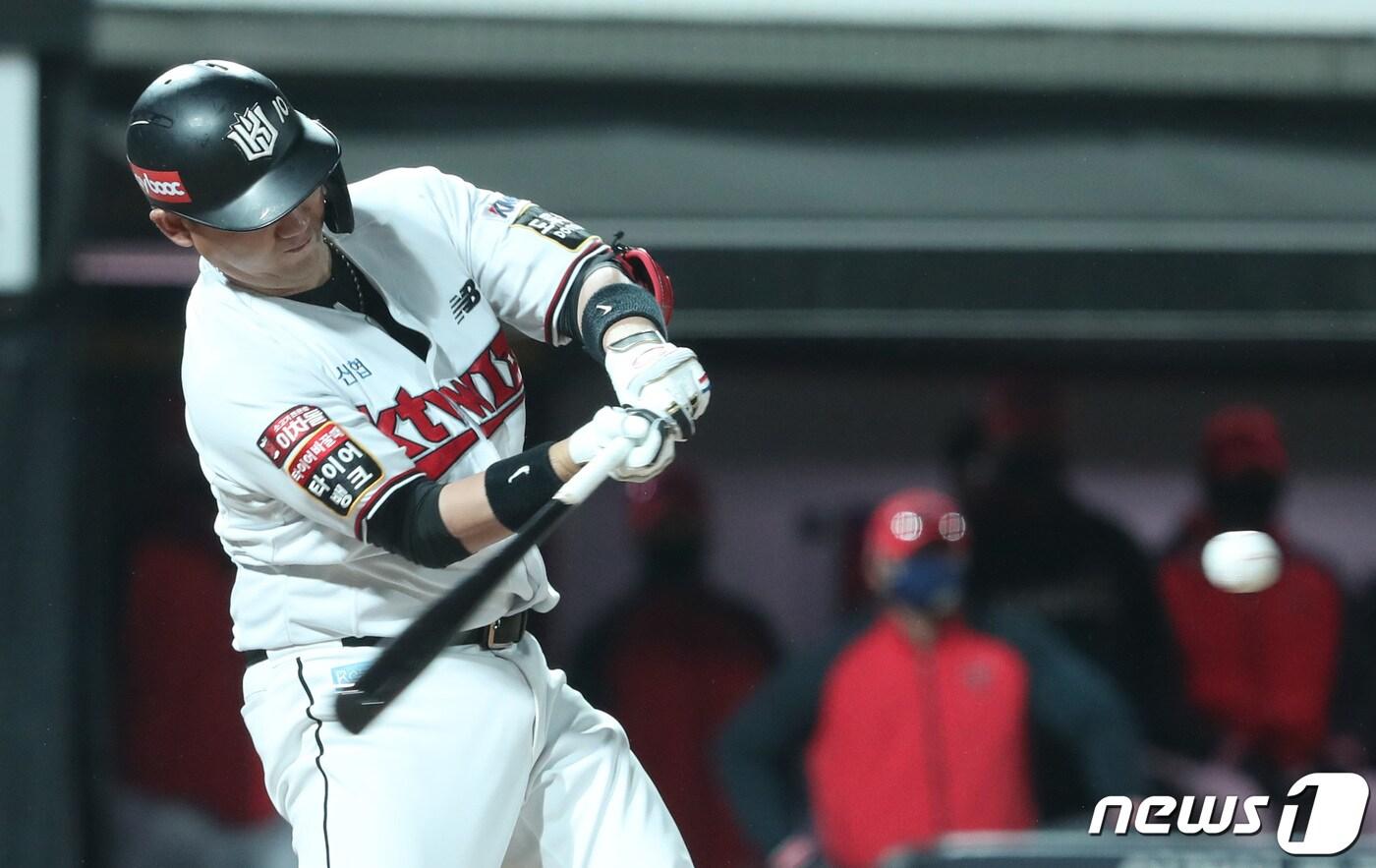 KT 위즈의 포수 장성우. /뉴스1 ⓒ News1 김영운 기자