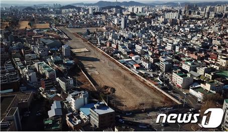 본문 이미지 - 반환받는 대구시 남구 캠프워커 미군기지.(대구안실련 제공) ⓒ 뉴스1