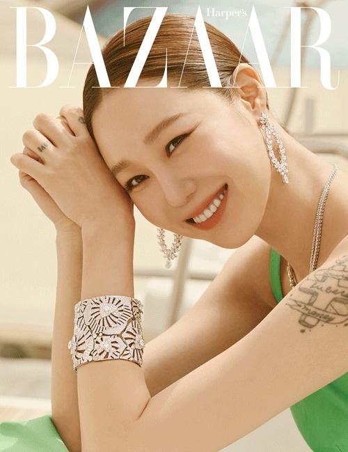 본문 이미지 - 배우 공효진 / 사진제공=하퍼스 바자 ⓒ 뉴스1