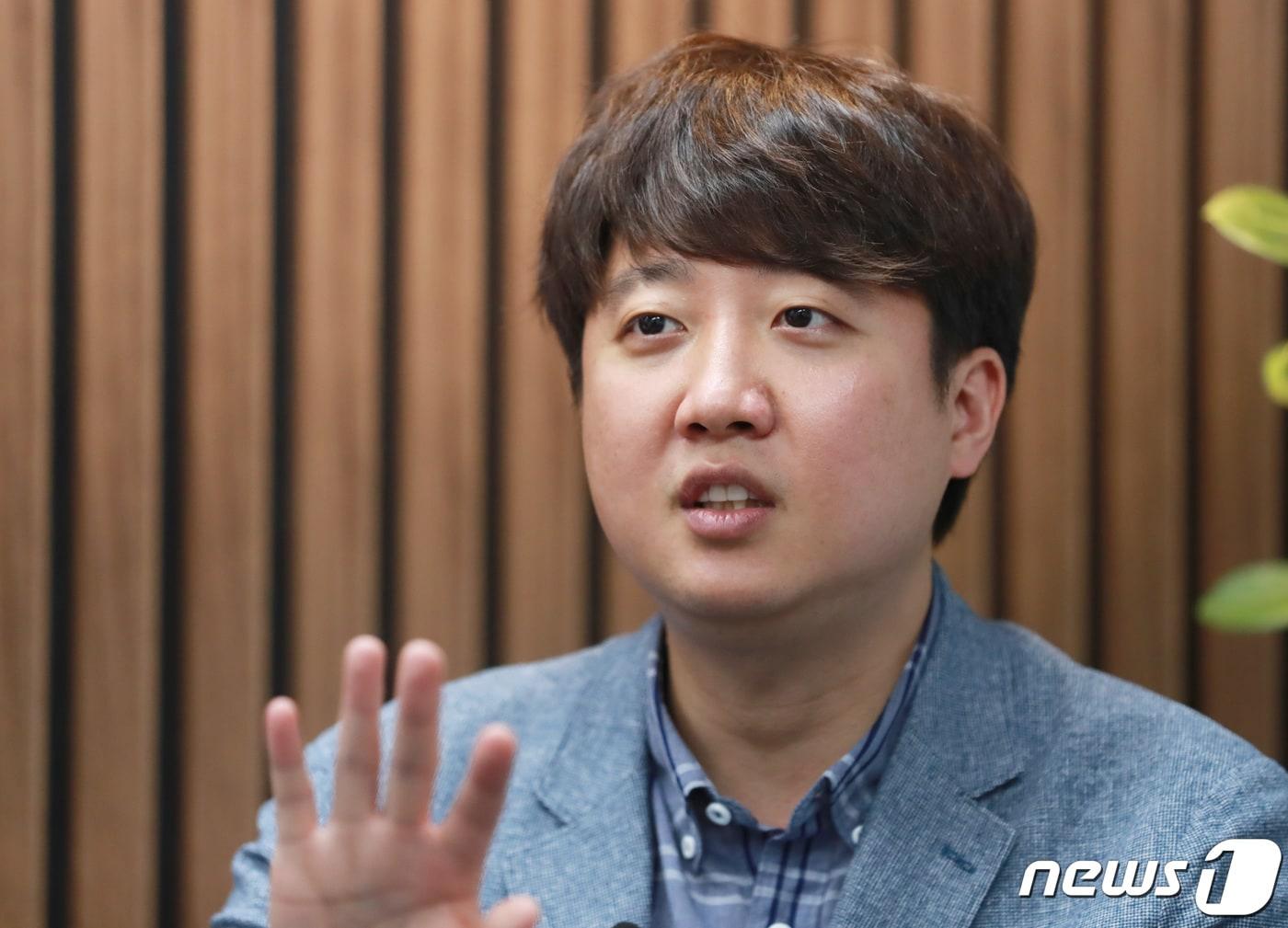 본문 이미지 - 이준석 국민의힘 신임 당 대표 2021.5.18/뉴스1 ⓒ News1 구윤성 기자