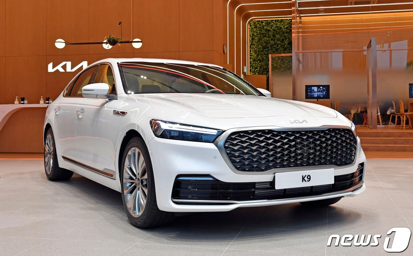 기아의 대표 플레그십 세단 '더 뉴 K9(The new K9)'. (기아 제공) ⓒ 뉴스1