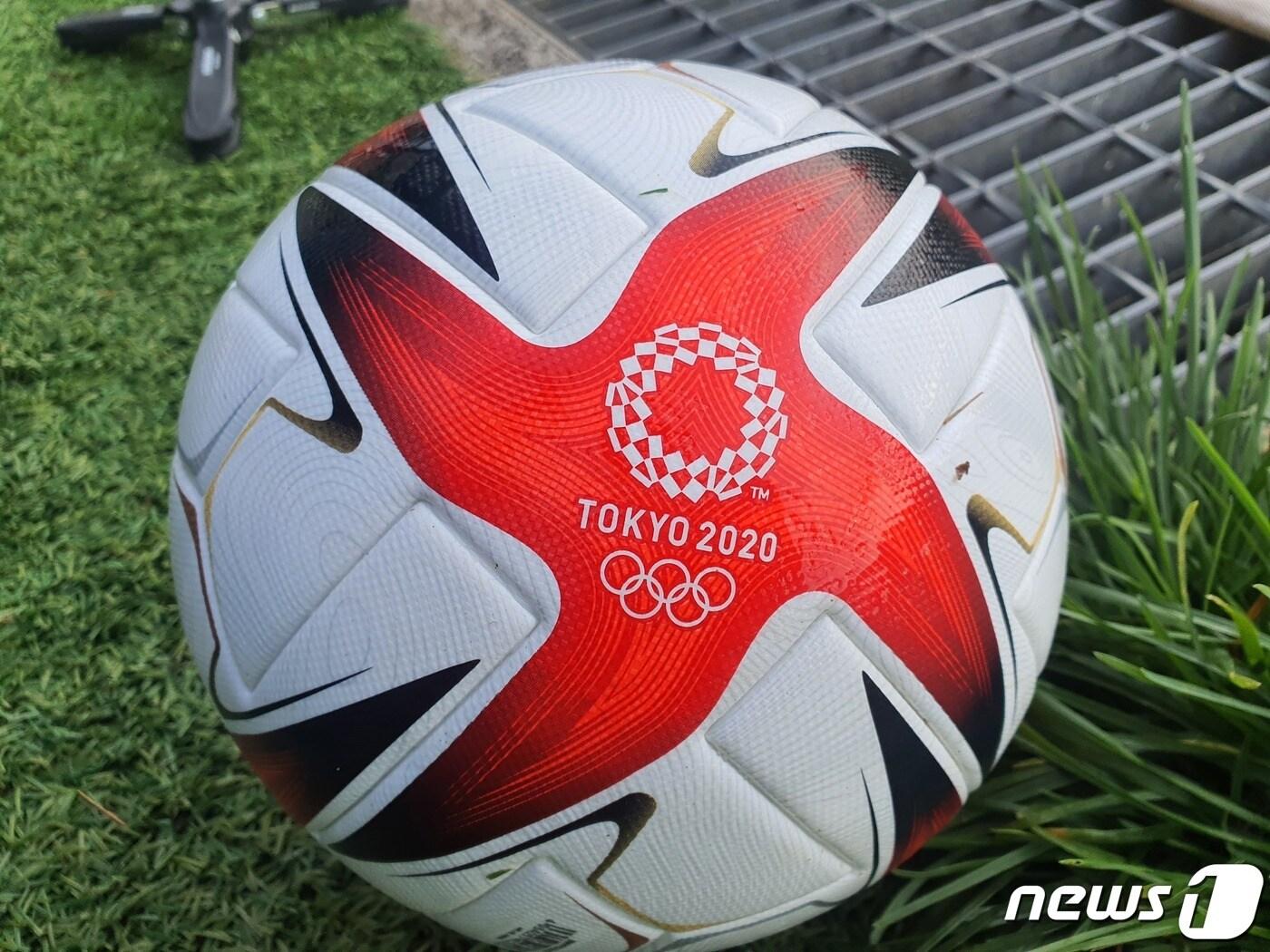본문 이미지 - 도쿄 올림픽 공인구ⓒ 뉴스1