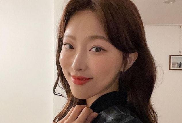 본문 이미지 - 뷰티 유튜버 故새벽. (인스타그램 갈무리) ⓒ 뉴스1