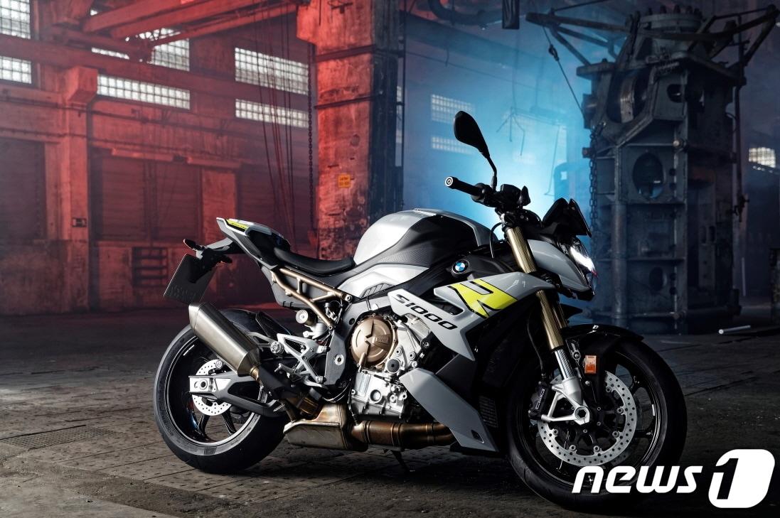 본문 이미지 - 뉴 S 1000 R(사진제공=BMW 모토라드)ⓒ 뉴스1