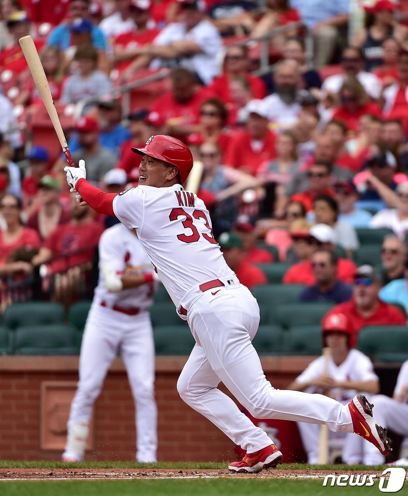 본문 이미지 - 세인트루이스 카디널스 시절 타석에 올랐던 김광현. ⓒ 로이터=뉴스1 
