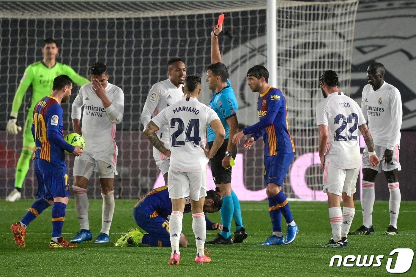 세계 최고의 라이벌전으로 꼽히는 레알 마드리드와 바르셀로나의 엘 클라시코 더비. ⓒ AFP=뉴스1