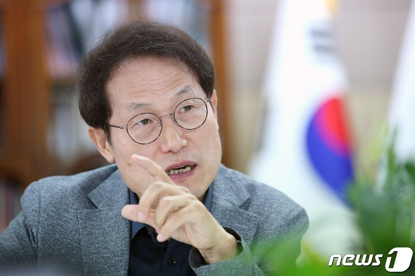 본문 이미지 - 조희연 서울시교육감이 서울 종로구 서울시교육청에서 뉴스1과 인터뷰를 갖고 있다. 2021.7.13/뉴스1 ⓒ News1 임세영 기자