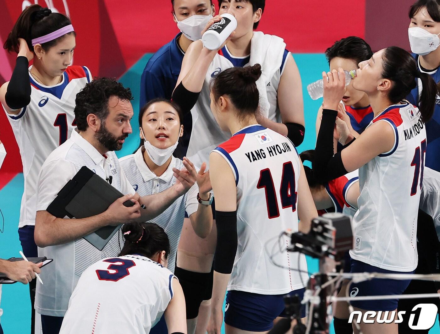 올림픽] 이기면 무조건 8강 진출…더더욱 질 수 없는 여자배구 한일전 - 뉴스1
