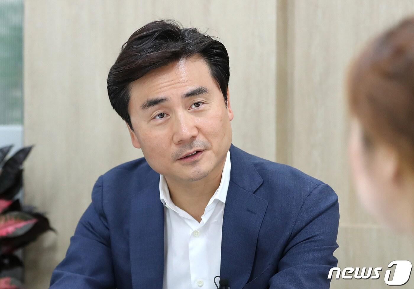 본문 이미지 - 박세익 체슬리자문 전무가 6일 서울 여의도 중소기업중앙회에 위치한 사무실에서 인터뷰를 하고 있다. 2021.7.6/뉴스1 ⓒ News1 이성철 기자