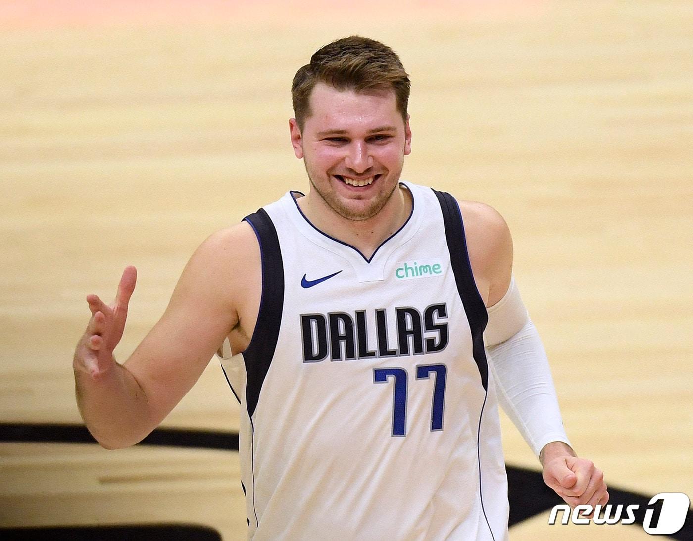 본문 이미지 - 댈러스 매버릭스 에이스 루카 돈치치.  ⓒ AFP=뉴스1