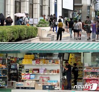 본문 이미지 - 서울 시내 한 백화점과 한산한 슈퍼마켓의 모습. 2021.8.10/뉴스1 ⓒ News1 김진환 기자