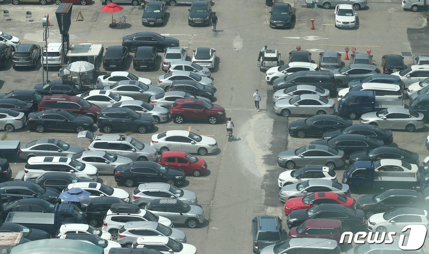 서울 성동구 장안평 중고차 매매시장 모습.  /뉴스1 ⓒ News1 임세영 기자