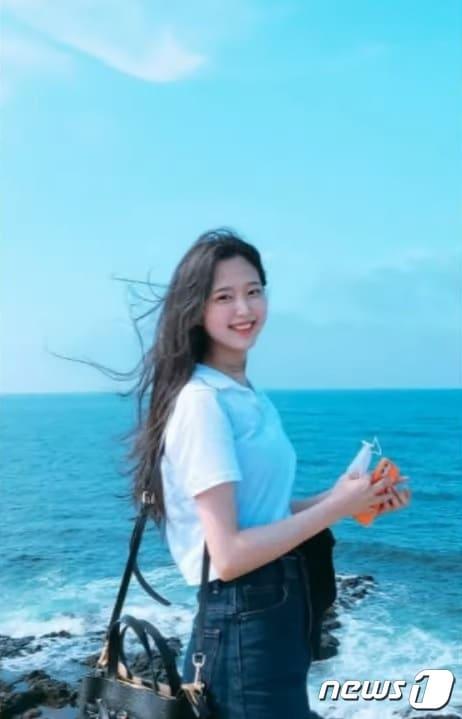 본문 이미지 - 국민의힘 대권주자 유승민 전 의원 딸 유담씨. 유승민TV 캠쳐 ⓒ 뉴스1