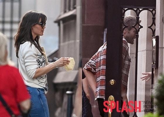 본문 이미지 - 제니퍼 가너(왼쪽) 존 밀러/ 사진제공=Splash News ⓒ 뉴스1